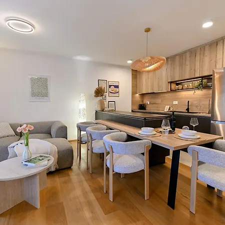 Ana - Luxury With Free Ev Station Apartament *